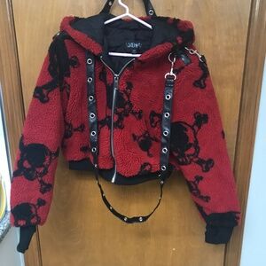 Giggly13 order one coat and top